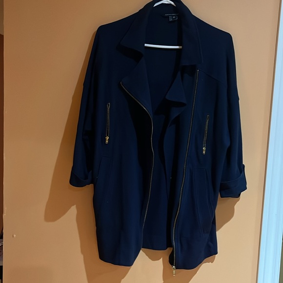 Ladies top - Picture 4 of 11